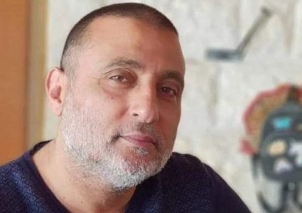 مقتل شخص في جريمة إطلاق نار في قلنسوة