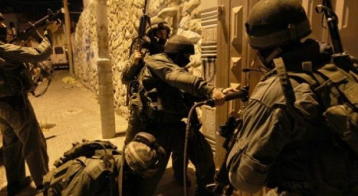 قوات الاحتلال تعتقل شقيقة الشهيد غيظان