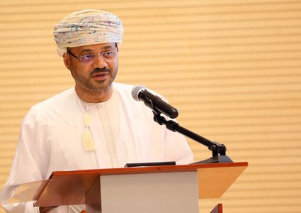 وزير خارجية سلطنة عُمان يصل فلسطين