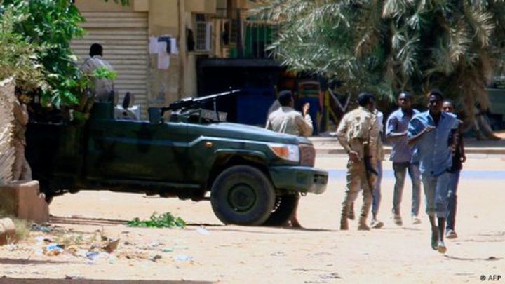 تجدد الاشتباكات بالأسلحة الثقيلة والخفيفة في الخرطوم