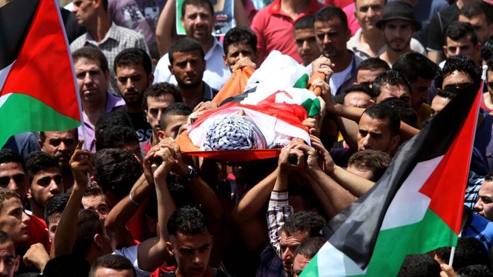 تشييع جثمان الشهيد علاء قيسية في بلدة الظاهرية جنوب الخليل