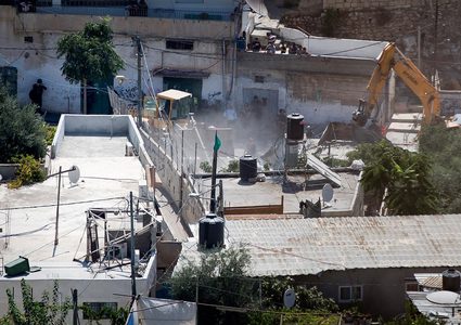 الاحتلال يقتحم حي البستان ويصور عددا من المنازل