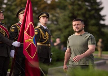 زيلينسكي يعترف بأن الهجوم الأوكراني المضاد مخيب للتوقعات