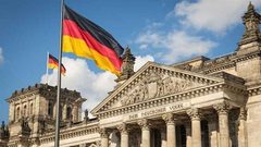 الحكومة الألمانية تدرس تحميل وزير سابق دفع تعويض يتجاوز ربع مليار يورو