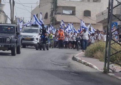 مسيرة استفزازية للمستوطنين بالدرجات النارية على طريق رام الله- نابلس