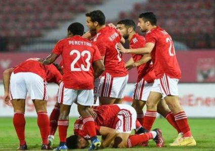 الأهلي يتوج بلقب الدوري المصري رسمياً
