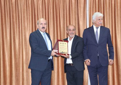 التوجيه السياسي والتربية يوقعان اتفاق تعاون ويكرمان طلبة فائزين بمسابقة توثيقية