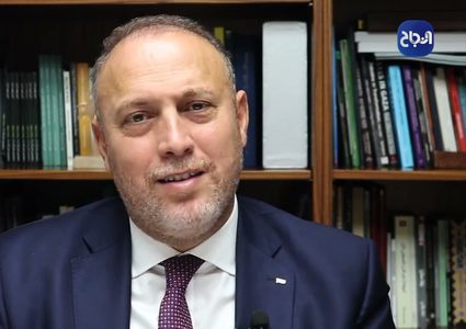 السفير الفلسطيني د. حسام تهنئة موجهة إلى طلبة الطب في جامعة النجاح الوطنية