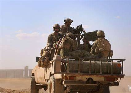 "الناتو" يتبنى خطة لنشر 100 ألف جندي على أراضي بولندا