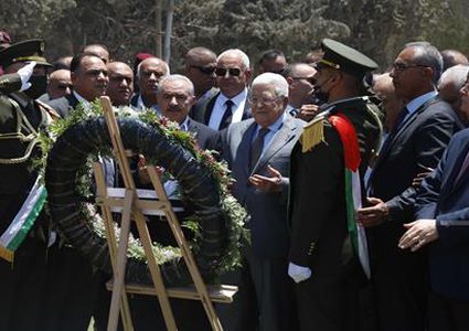 صبيحات: زيارة الرئيس لمقبرة الشهداء لها بعد معنوي ايجابي كبير على أسر الشهداء