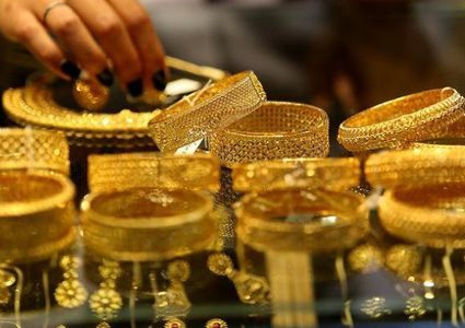 "الاقتصاد": دمغ أكثر من طن ذهب الشهر الماضي