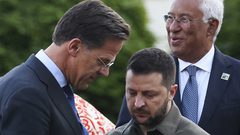 170 كلمة من زيلينسكي أثارت غضب الوفد الأمريكي في قمة "الناتو"