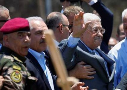 أبو ردينة:الرئيس عباس يولي مخيم جنين اهتماما شديدا مستمرا