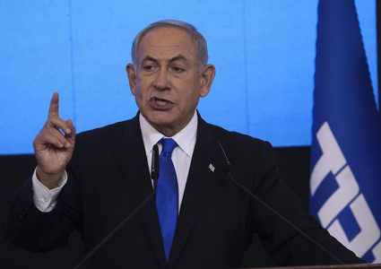 "المحكمة العليا" تناقش التماساً بتنحية نتنياهو من منصبه