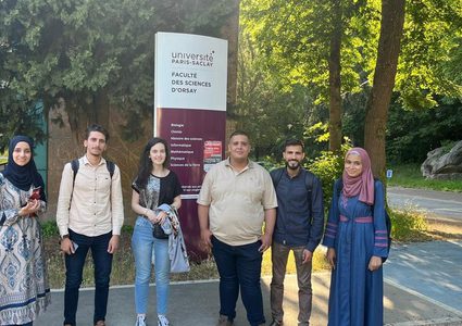 وصول دفعة جديدة من طلبة النجاح إلى جامعة باريس ساكلي