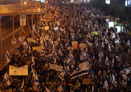 جنود الاحتلال يتظاهرون ضد حكومة نتنياهو