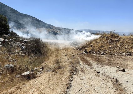 جيش الاحتلال يُطلق النار على متظاهرين "تجاوزوا الخط الأزرق" من لبنان