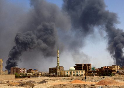 الصحة السودانية: مقتل 4 وإصابة آخرين في قصف للدعم السريع على مستشفى بأم درمان