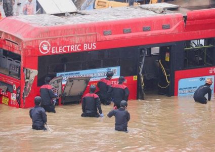 33 قتيلا جراء فيضانات في كوريا الجنوبية