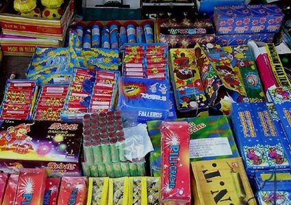 ارزيقات: تم ضبط كميات كبيرة من المفرقعات بما يزيد عن 3 مليون شيكل