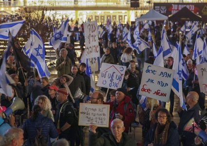 الإسرائيليون ينتفضون ضد نتنياهو وقانونه لتقويض القضاء