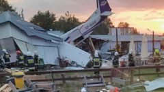 خمسة قتلى في تحطم طائرة صغيرة في بولندا