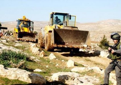 الاحتلال يستولي على جرافة من بلدة برطعة جنوب جنين