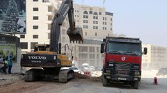 مجلس قروي بيت وزن يشتكي من تأخر إنجاز مشروع تزفيت الشارع الرئيسي