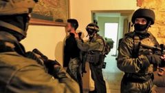 قوات الاحتلال تعتقل أربعة شبان من بيت لحم