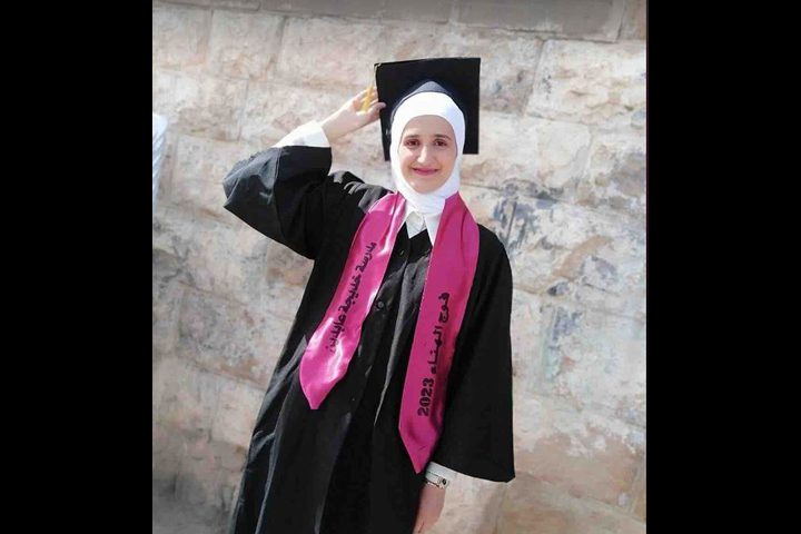 زمزم القواسمة… أسيرة تتحدى الاحتلال وتنجح في التوجيهي