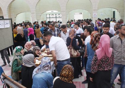 عمادة القبول والتسجيل في النجاح تهيئ ظروف استقبال الطلبة وتسجيلهم