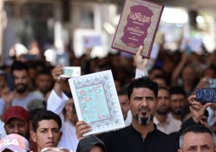 غضب عربي وإسلامي بعد سماح السويد مجددا بالإساءة للقرآن