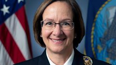 لأول مرة.. بايدن يختار امرأة لقيادة القوات البحرية الأمريكية