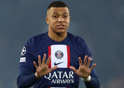 باريس سان جرمان يبدأ التحرك بخطوات هجومية ضد النجم الفرنسي كيليان مبابي
