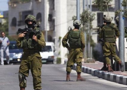 بلدية الاحتلال تقتحم منزلا ومحلا تجاريا بسلوان جنوب الأقصى