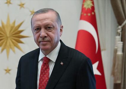 أردوغان: أكدنا لزيلينسكي استعدادنا للمساهمة في إنهاء الحرب