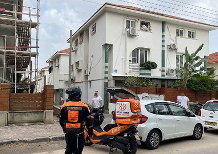 إصابة خطيرة لعامل سقط من علو في نتانيا