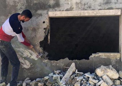 الاحتلال يجبر مواطنا على هدم منزله في بيت حنينا
