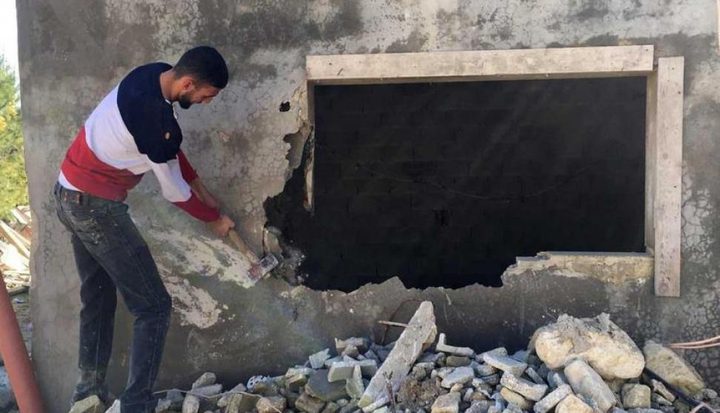 الاحتلال يجبر مواطنا على هدم منزله في بيت حنينا