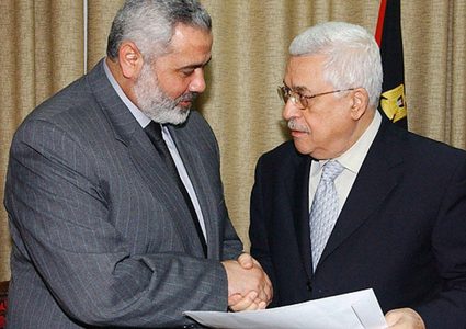 الرئيس محمود عباس يلتقي هنية ولقاء ثلاثي اليوم مع أردوغان