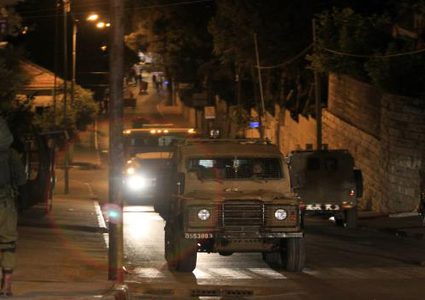 أريحا: قوات الاحتلال تهدم جزءا من مدرسة الكعابنة