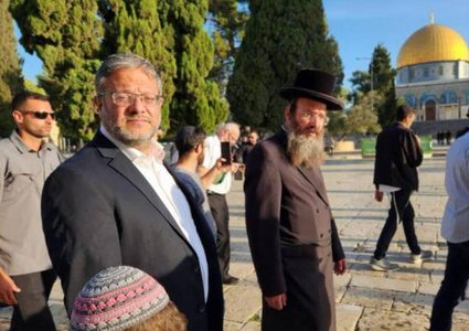 المتطرف بن غفير يقود اقتحام المستوطنين للمسجد الأقصى