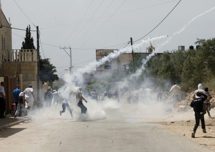 إصابتان بالرصاص جراء قمع الاحتلال مسيرة كفر قدوم الأسبوعية