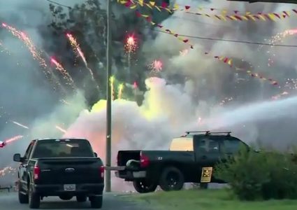 مصرع وإصابة 124 شخصًا بانفجار مستودع ألعاب نارية في تايلاند