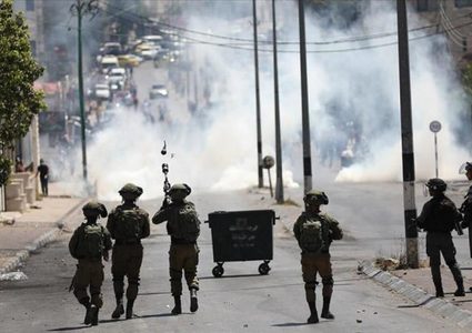 اندلاع مواجهات مع قوات الاحتلال في بلدة الرام شمال القدس