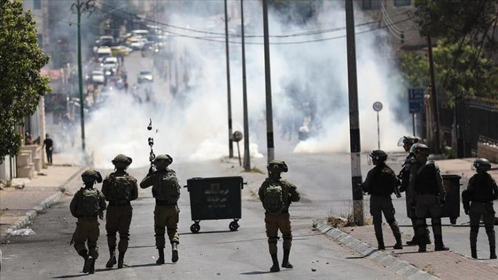 قوات لاحتلال تقتحم بلدة الرام شمال القدس و اندلاع مواجهات