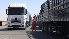 وزير أردني: الجانب السوري يمنع دخول البضائع الأردنية