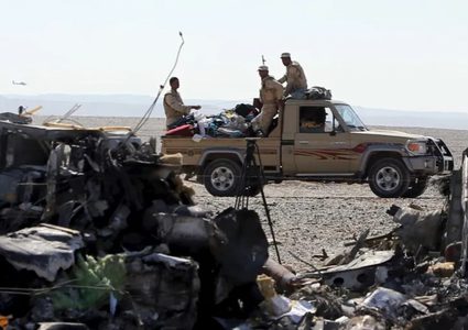 مقتل أربعة ضباط مصريين في هجوم على مقر أمني في العريش