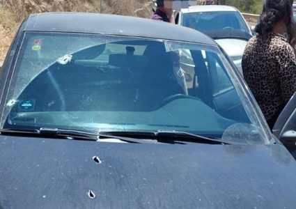 إصابة مستوطن في عملية إطلاق نار على حافلة للمستوطنين في الأغوار