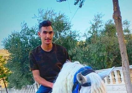 جماهير غفيره تشيع جثمان الشهيد قصي معطان في رام الله